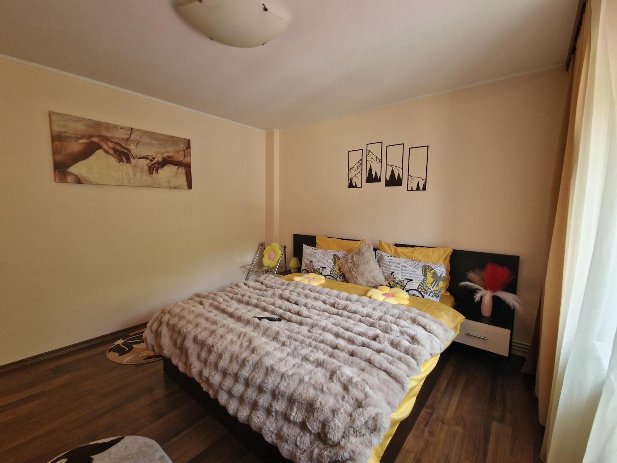 Apartament Red & Yellow 슬래닉몰도바 외부 사진