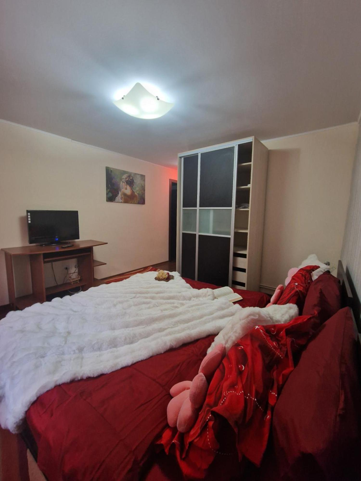 Apartament Red & Yellow 슬래닉몰도바 외부 사진
