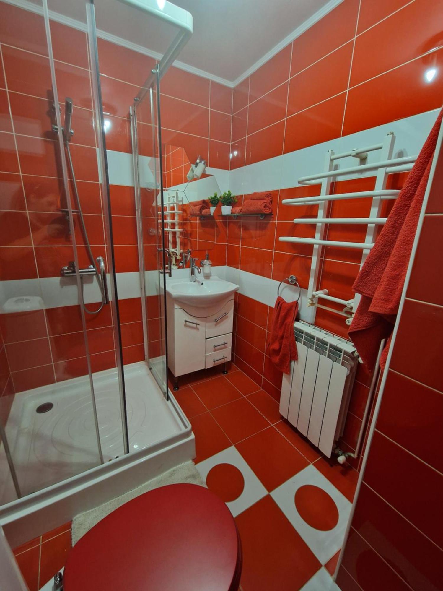 Apartament Red & Yellow 슬래닉몰도바 외부 사진